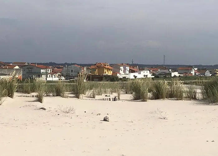 Beachfront Costa Nova Villa - 3 Bedroom Apartment Apartmán *